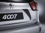 Peugeot 4007 2008 года